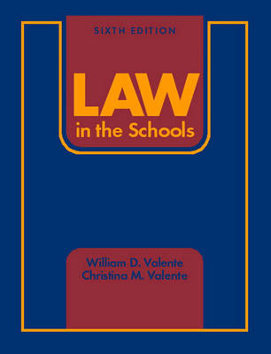 Law in the Schools (Hardback)