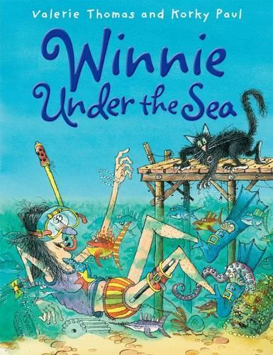 Winnie Under the Sea (Hardback)