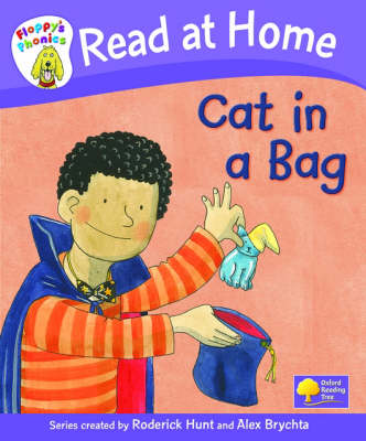 Read at Home: Floppy's Phonics: L1b: Cat in a Bag (Hardback)