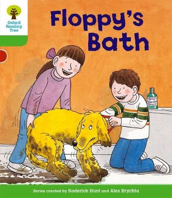 Oxford Reading Tree: Level 2: More Stories A: Floppy's Bath - Oxford Reading Tree (Paperback)