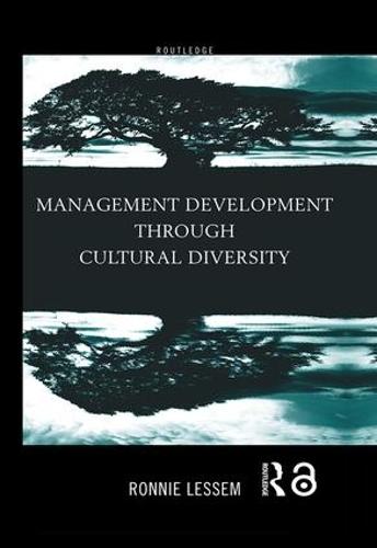 Management Development Through Cultural Diversity (Hardback)