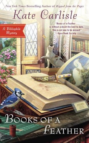 Books Of A Feather: A Bibliophile Mystery (Paperback)