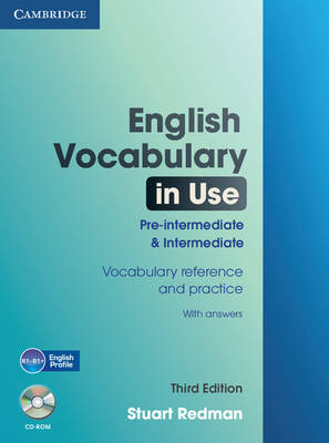 Cover English Vocabulary in Use: Pre-intermediate and Intermediate with Answers and CD-ROM