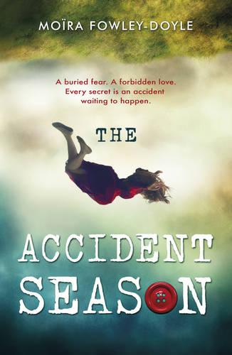 The Accident Season (Paperback)