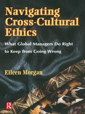 Navigating Cross-Cultural Ethics (Paperback)