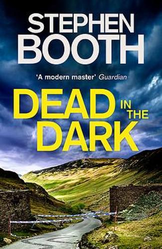 Dead in the Dark - Cooper and Fry (Hardback)