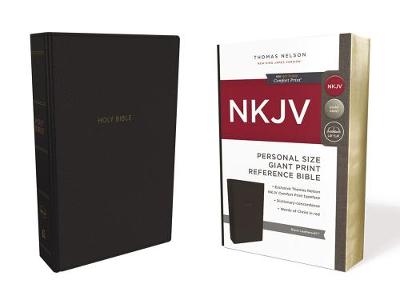 NKJV, Reference Bible, Personal Size Giant Print, Leathersoft, Black, Red Letter Edition, Comfort Print: Holy Bible, New King James Version (Leather / fine binding)