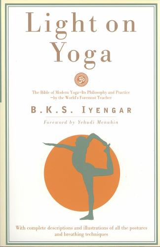 Light on Yoga (Paperback)