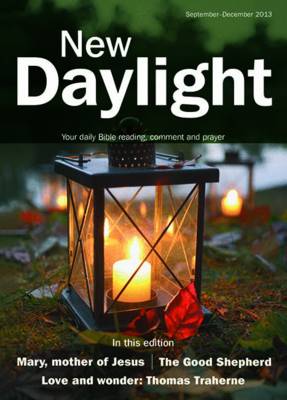 New Daylight September - December 2014: Your Daily Bible Reading, Comment and Prayer - New Daylight Deluxe (Paperback)