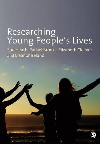 Researching Young People's Lives (Paperback)
