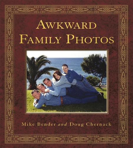 Awkward Family Photos (Paperback)