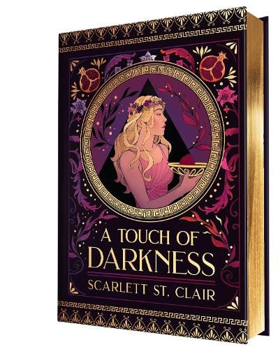 Sourcebooks, Inc A Touch Of Darkness (Collector's Edition)