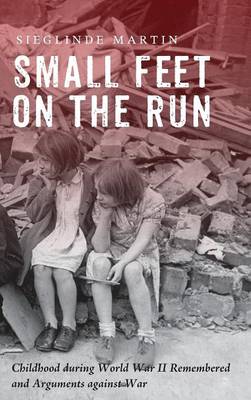 Small Feet on the Run (Hardback)