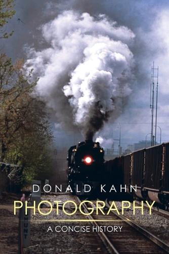 Photography: A Concise History (Paperback)