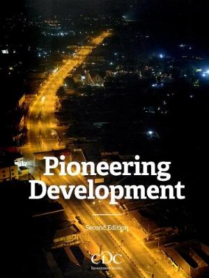 Pioneering Development (Paperback)