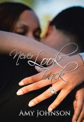 Never Look Back (Hardback)