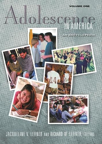 Adolescence in America [2 volumes]: An Encyclopedia - The American Family (Hardback)