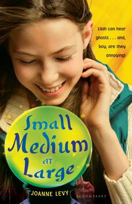 Small Medium at Large (Hardback)