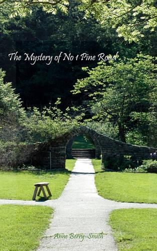 The Mystery of No 1 Pine Road (Paperback)