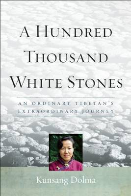 A Hundred Thousand White Stones: A Memoir (Paperback)