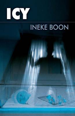 Icy (Paperback)