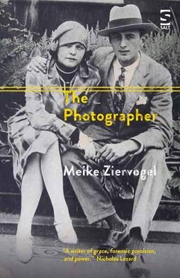 The Photographer (Paperback)