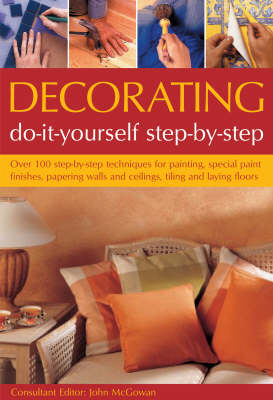 Decorating: Do-it-Yourself Step-by-Step (Paperback)