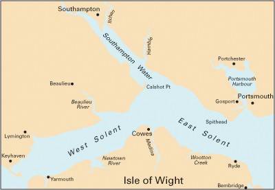 Imray Chart C15: The Solent (Sheet map, folded)