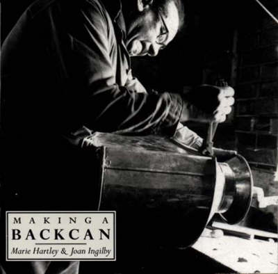 Making a Backcan - Crafts (Paperback)