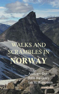 Walks and Scrambles in Norway (Hardback)