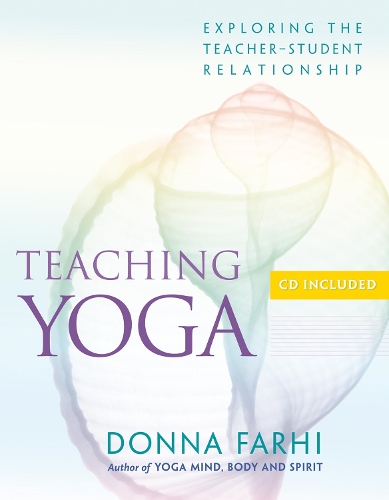 Teaching Yoga (Paperback)