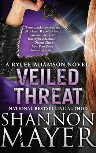 Veiled Threat: A Rylee Adamson Novel, Book 7 - Rylee Adamson (Paperback)