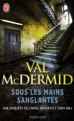 Sous les mains sanglantes (Paperback)