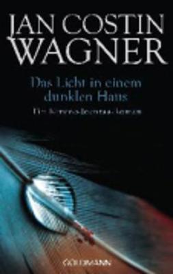 Das Licht in Einem Dunklen Haus (Paperback)