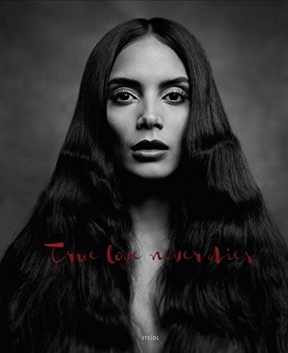 Tomasz Gudzowaty: Photography as a New Kind of Love Poem (Hardback)