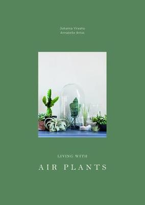 Living with Air Plants (Hardback)
