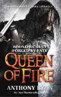 Queen of Fire: Book 3 of Raven's Shadow - Raven's Shadow (Paperback)