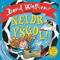 Neidr yn yr Ysgol! / There's a Snake in My School! (Paperback)