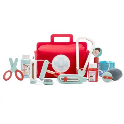 Le toy van cheap wooden toy doctor set