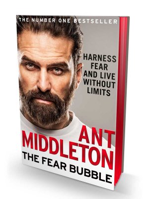 The Fear Bubble: Harness Fear and Live without Limits - Exclusive Edition (Hardback)