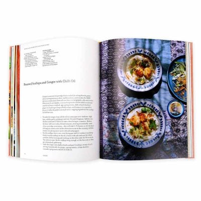 Jikoni: Proudly Inauthentic Recipes from an Immigrant Kitchen (Hardback)
