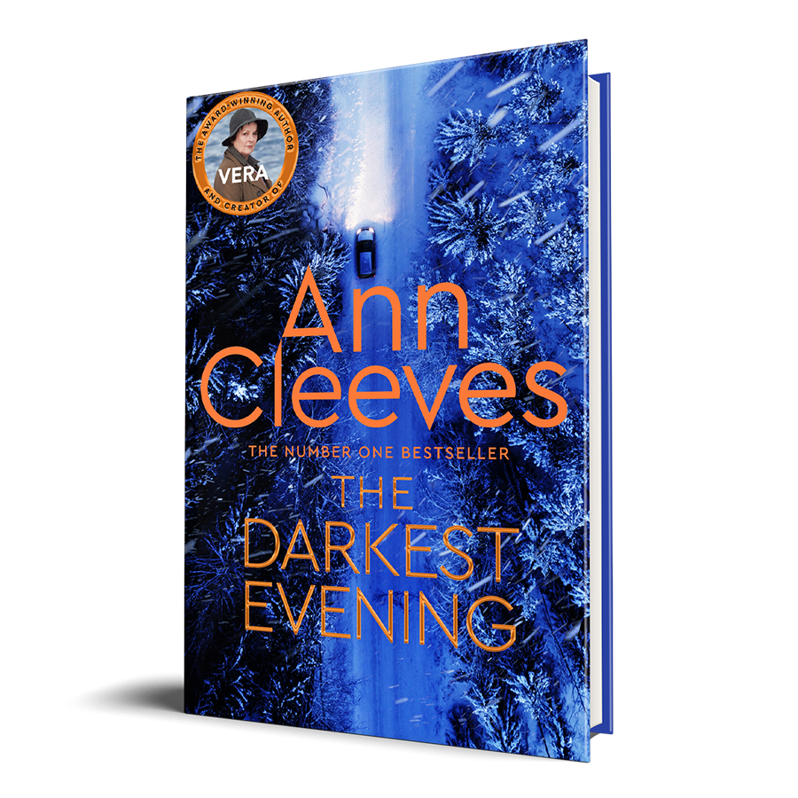 The Darkest Evening - Vera Stanhope (Hardback)