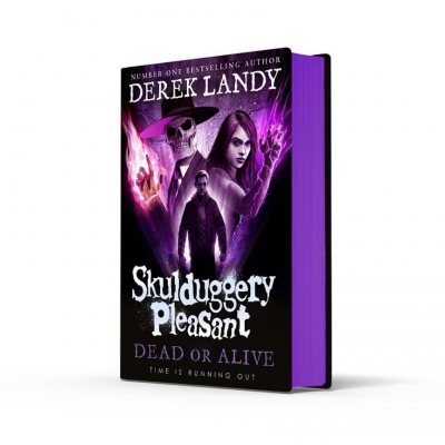 Dead or Alive: Signed Exclusive Bookplate Edition - Skulduggery Pleasant 14 (Hardback)
