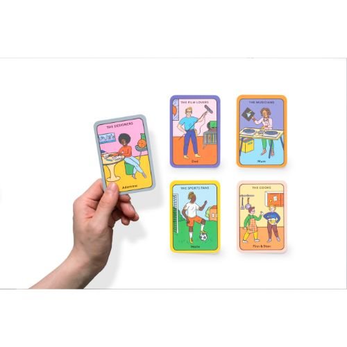 We Are Family Card Game by Beth Cox, AnneHélène Dubray Waterstones