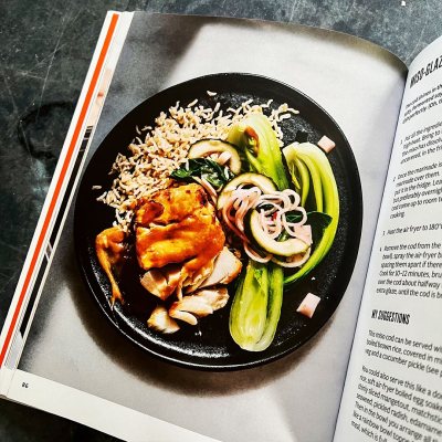 Poppy Cooks: The Actually Delicious Air Fryer Cookbook (Hardback)