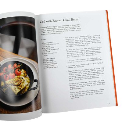 Pub Kitchen: The Ultimate Modern British Food Bible: Signed Edition (Hardback)