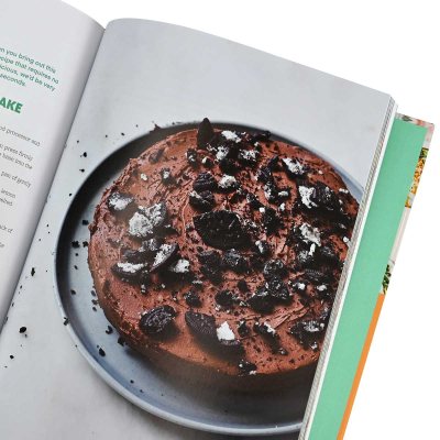 The Official Veganuary Cookbook: 100 Amazing Vegan Recipes for Everyone! (Hardback)