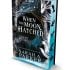 When the Moon Hatched: Exclusive Edition - The Moonfall Series Book 1 (Hardback)