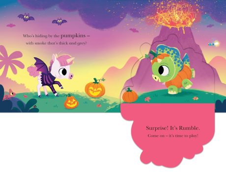 Ten Minutes to Bed: Happy Halloween!: A magical lift-the-flap book - Ten Minutes to Bed (Board book)