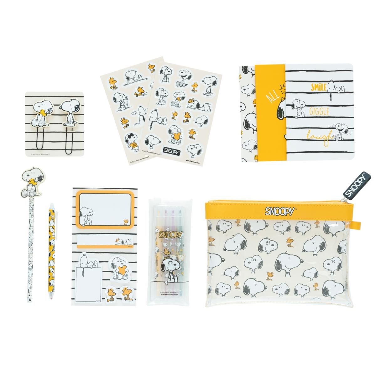 Snoopy Stationery Set | Waterstones